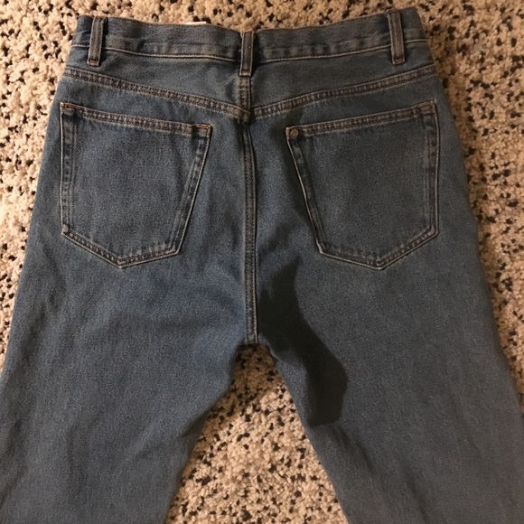 Blue Jeans 🤘🏽 - Picture 2 of 3